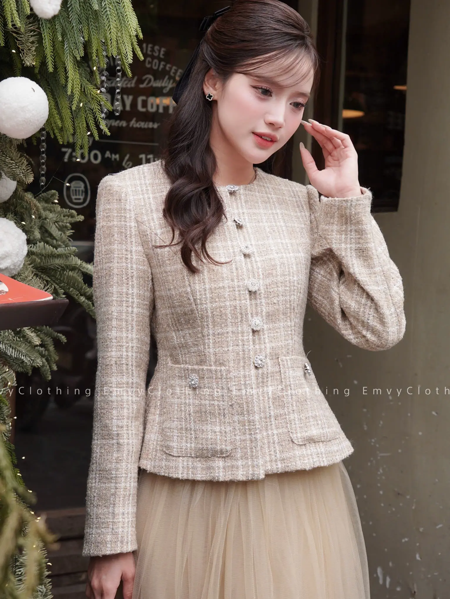 EV98-Emvy Clothing (Áo lẻ + Chân váy lẻ) Áo Dạ & Váy lưới mềmThanh Lịch Dịu Dàng Thiết Kế Tinh Tế Nữ Tính Phù Hợp Dịp Tinh Tế | BigBuy360 - bigbuy360.vn EV98-Emvy Clothing (Áo lẻ + Chân váy lẻ) Áo Dạ & Váy lưới mềmThanh Lịch Dịu Dàng Thiết Kế Tinh Tế Nữ Tính Phù Hợp Dịp Tinh Tế | BigBuy360 - bigbuy360.vn