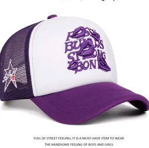 Topi Baseball Kiss dengan Desain Unik Warna Ungu dan Putih Cocok untuk Gaya Casual Anda