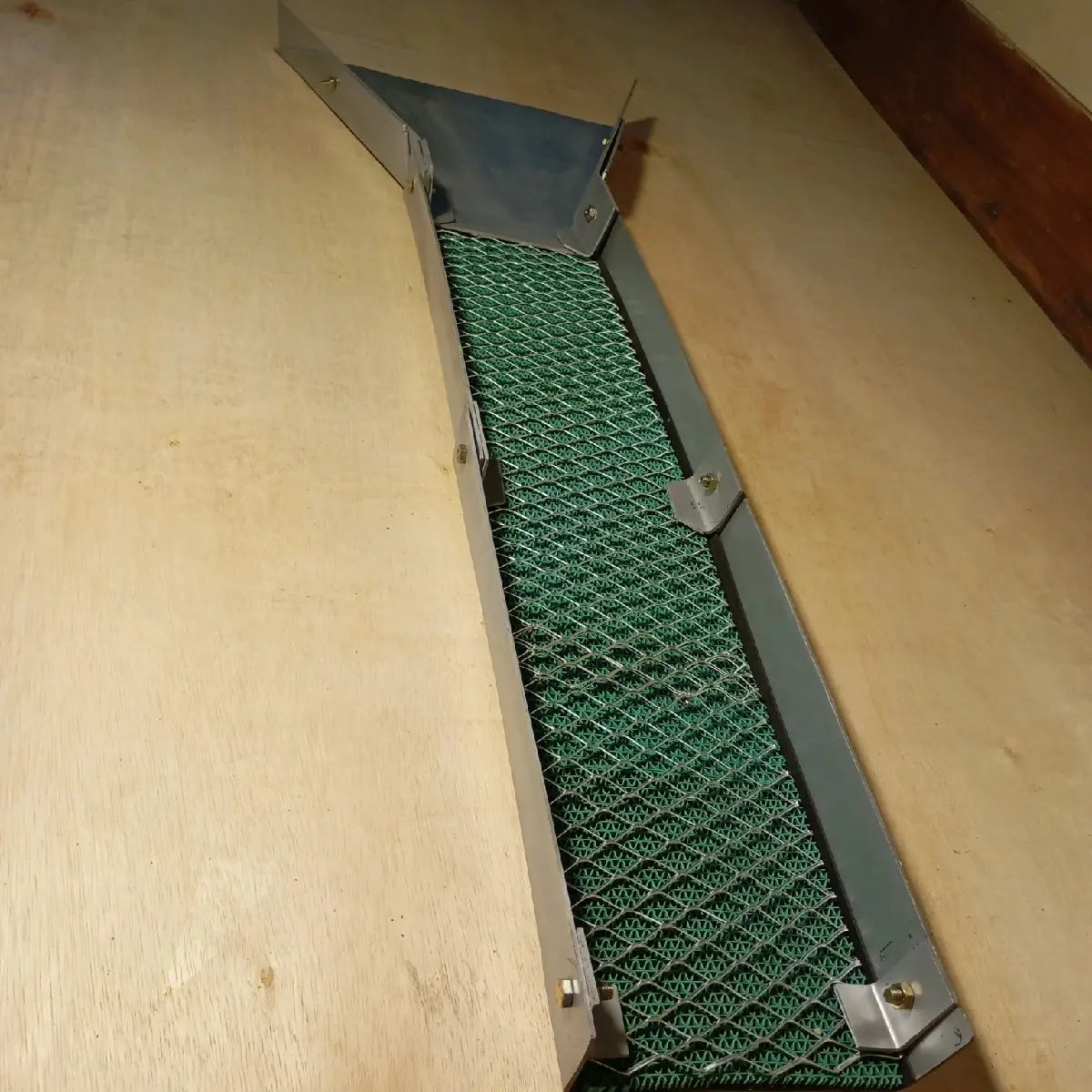 sluice bok, penyaring emas, anduk emas, dulang emas
