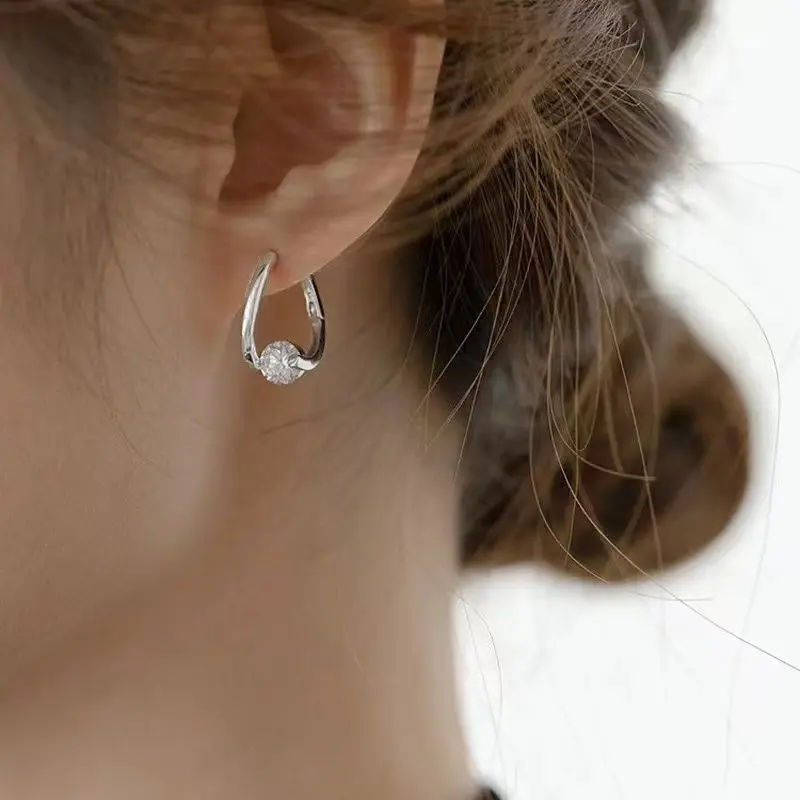 French design super flash imitation diamond earrings, exquisite and versatile micro-paved zircon round earrings for women, compact and fashionable new ear jewelry