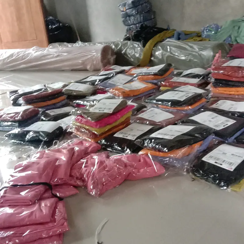 HIJAB HAMIDAH SiZE M ADA LABEL BESI PAKET 50K DAPAT 4picis Kerudung 4