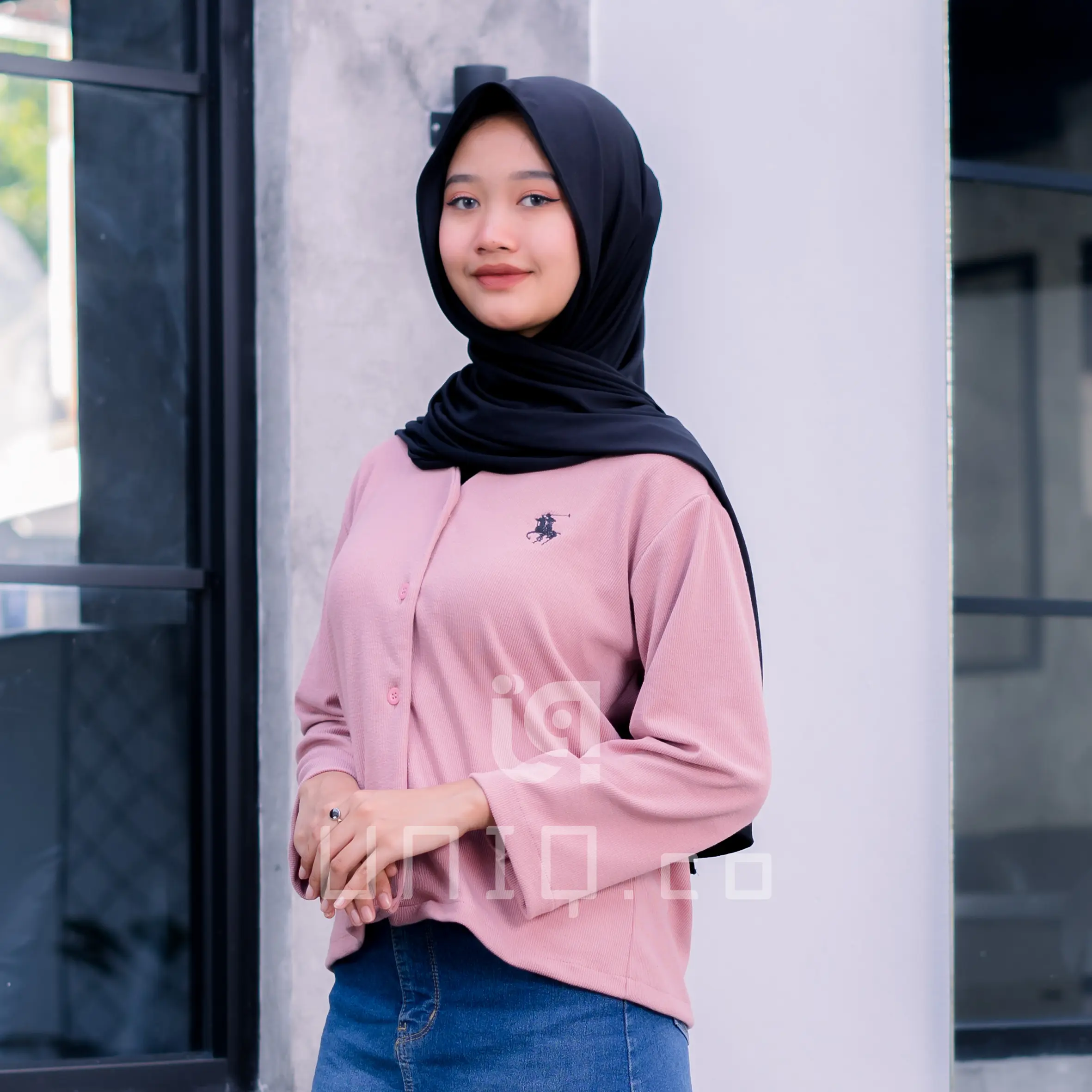UNIQ Atasan Wanita Knit Tangan Panjang Premium Outwears