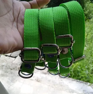 Kalung anak kambing (cempe) /kalung anjing . warna hijau.