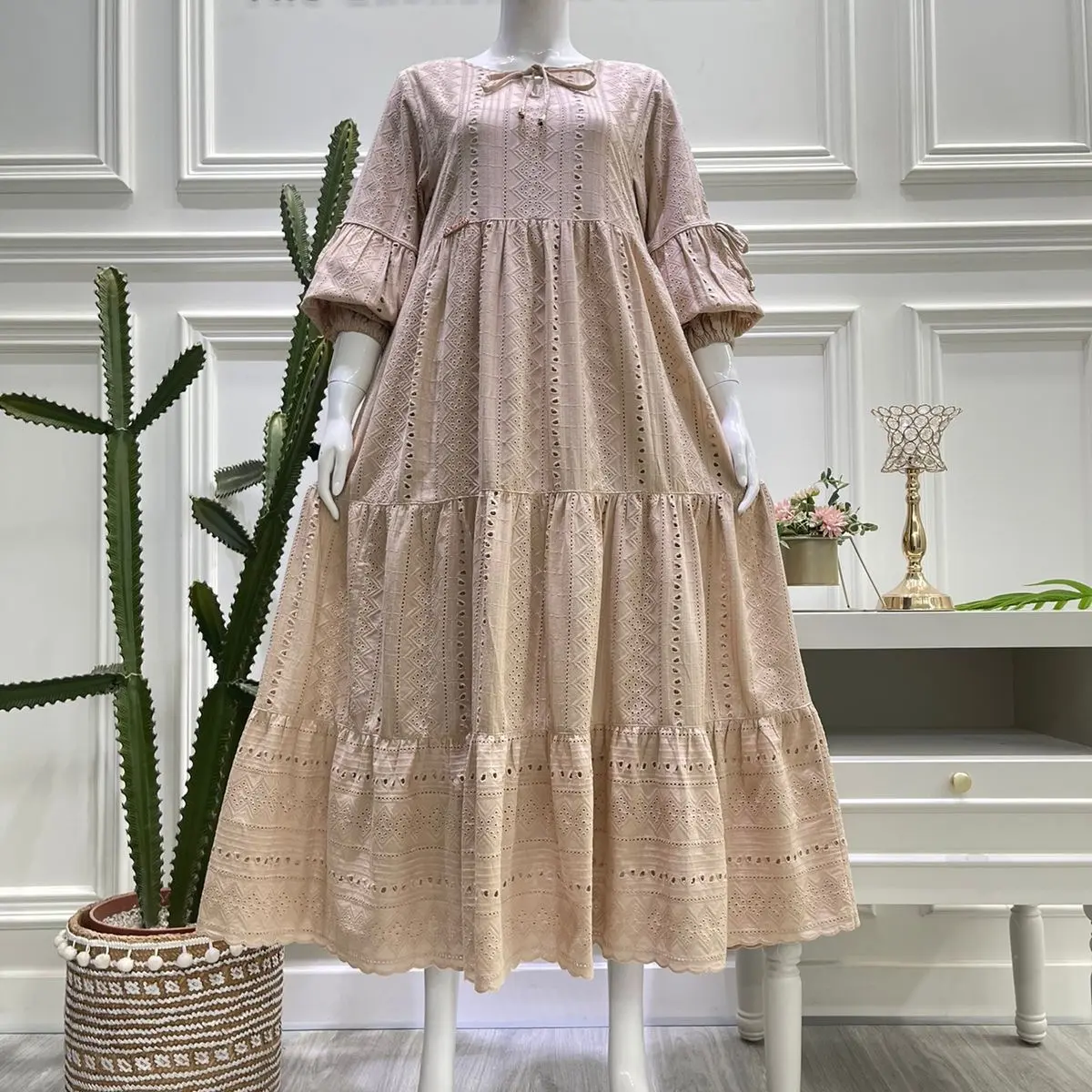 Midi Dress Salvina.ys Ori motif bordir bolong zikzak