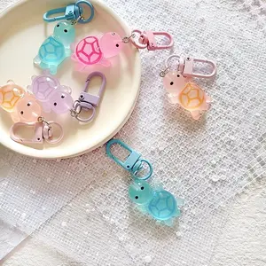 Menyala Di Ruangan / Night light Gelap Luminous Small Turtle Liontin Aksesoris Bag Hadiah Kunci Kunci Kura - Kura