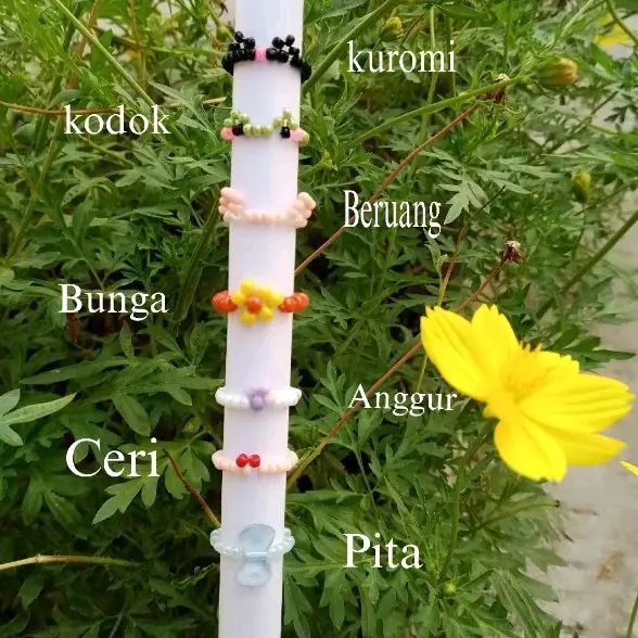 Cincin Karakter Lucu dan Imut dengan Beadsada Ukuran MLXLXXL - Rings