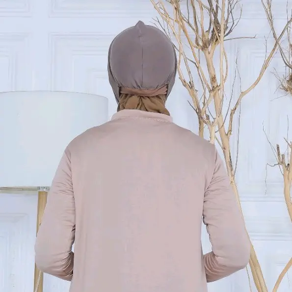 Nuyyhijabid Ciput Marsha Tegak Dahi Dalaman Hijab segiempat Bahan Jersey Zoya mika Anti kerudung toko whitte-black 3