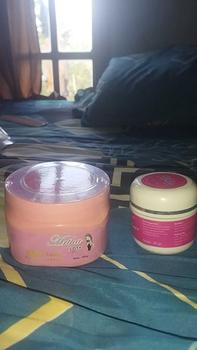 Product Review of [ARTHA LDT] PAKET EXTRA WHITE EVERY NIGHT (body booster malam 1 + body lotion malam 1 ) FREE POUCH  Tubuh [Pencerah Hand] from Y**🤍 2