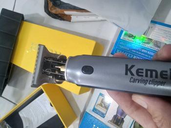 Product Review of Kemei KM-1757 Hair Clipper 7000RPM 1500MAH Alat Cukur Pangkas Rambut Elektrik KM1757 KM 1757 Mesin Sisir Kumis Jenggot from F**z Y**w B**r 0