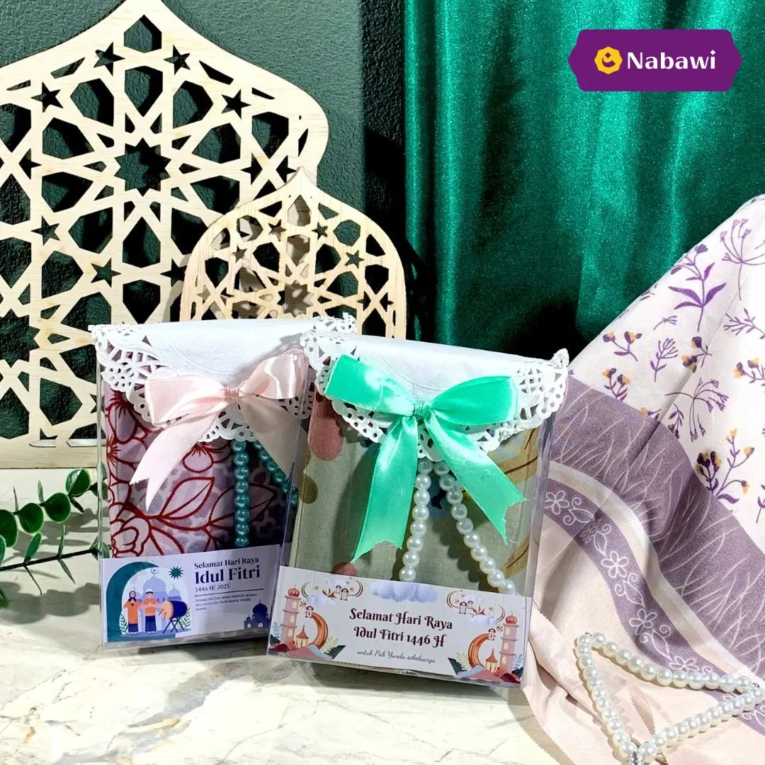 Hampers Jilbab Segiempat Voal Kerudung Motif Hijab Square Printing Lembut Tasbih Mutiara Hampers Idul Fitri Oleh Oleh Haji Umroh Free Kartu Ucapan