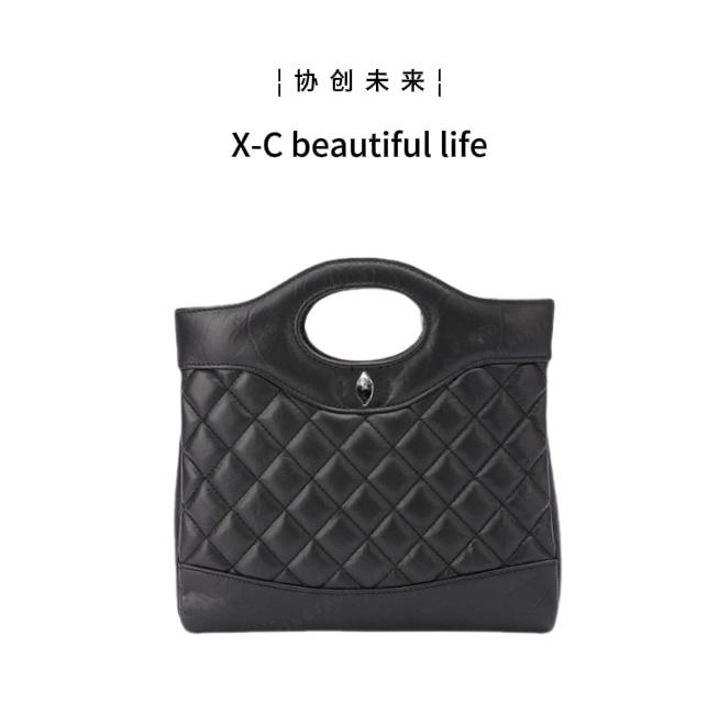 Product Introduction of 【PP】Fashion oblique span hand leather 24Cmini women's bag 9572 black gold 2