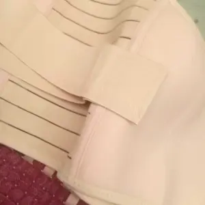 Korset Shapewear Sabuk Pengecil Perut Setelah Melahirkan Anti Lipet Double Perekat Bahan Tebal Kuat Nyaman untuk Ibu & Wanita