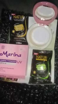 Product Review of MARINA Compact Powder UV Brighten Up Bedak Padat 12gr Peach Wajah from K**i r**a 1