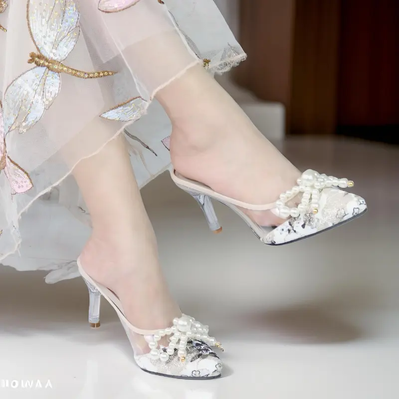 YD 09 Sendal Transparant Hak Kaca Wanita Sandal Bening Elegent Kekian Model Heels Terbaru 2025 0