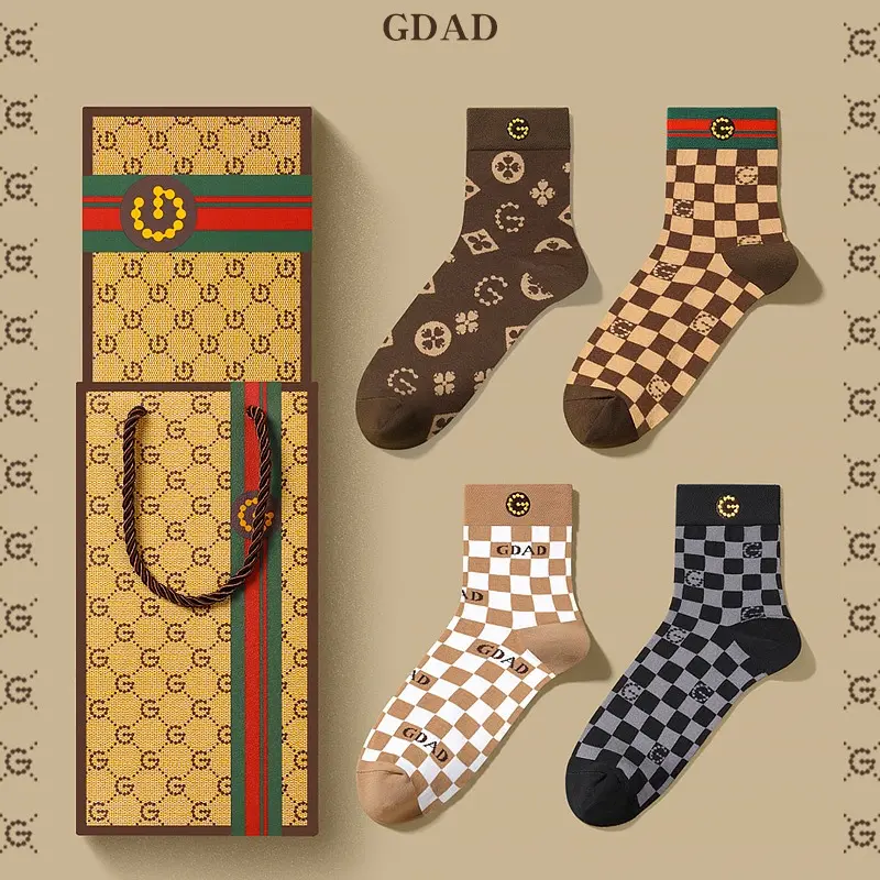 【GDAD】Authentic GD Gift Box Summer New Men's Invisible Cotton Socks Printed Sports Trend Versatile Retro Short Socks Boat Socks