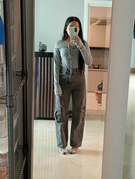 Product Review of KIYANA Cirebon Cloth - Flower Top / Long Sleeve Ribbon Coquette Knit Top / Atasan Knit Lengan Panjang Wanita Knitwear Crop Cardigan Baju Tangan Kerah from v**e 1