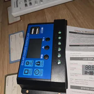 60A Solar Charge Controller  Cell PWM Pengisi Daya Surya 12V/24V 10A 20A 30A 50A 60A USB Panel Surya Charge Charger Aki
