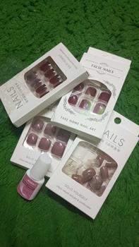 Product Review of 24 buah/kotak anggur merah kuku palsu berbentuk hati Art Lem Nail Box Cat from N**a 0