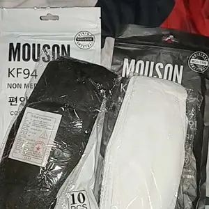 Masker KF94 MOUSON isi 10Pcs Putih Hitam Warna KF94 4Ply Earloop Surgical Mask Kemenkes