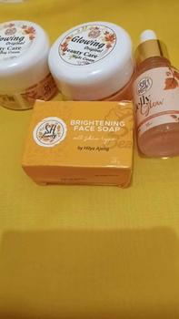 Product Review of cream glowing bpom  siang malam sabun dan serum from c**2 0