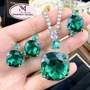 MNS18 Kalung safir berlian penuh mode kelas atas gaun makan malam wanita anting Fanta cincin zamrud set batu permata berwarna