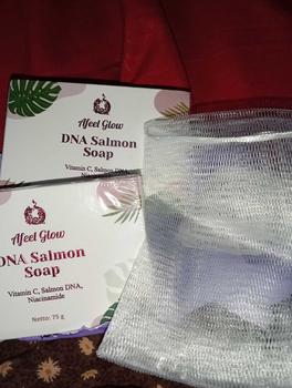 Product Review of [2 PCS ]SABUN GLOWING DNA SALMON AFEELGLOW Soap from b**2 1