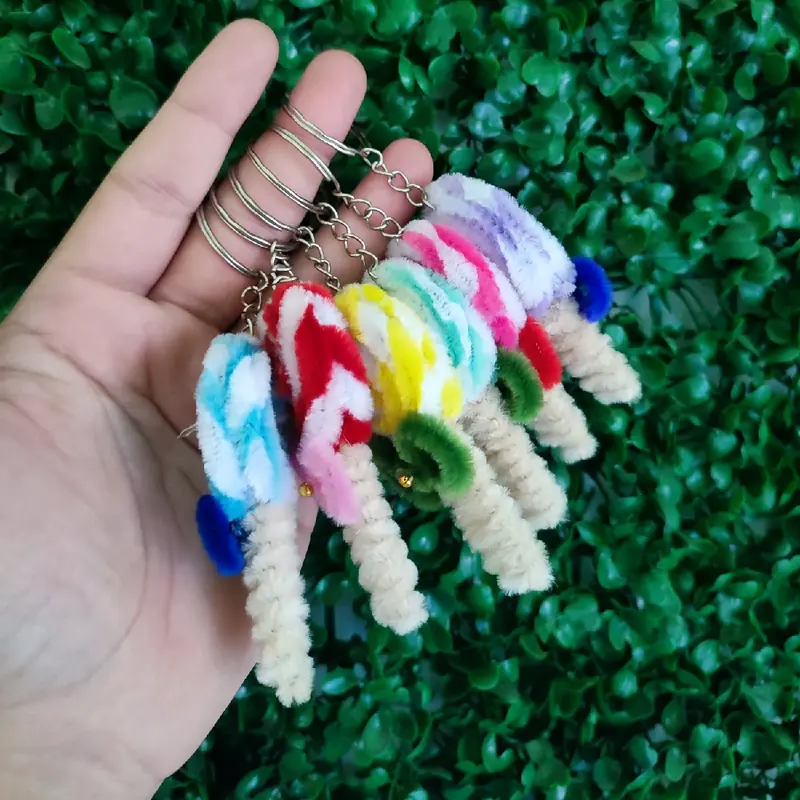 Sovenir Gantungan Kunci Lolipop Kawat Bulu ll Ganci pipe cleaner ll Sovenir pernikahan ll gift ganci even 2