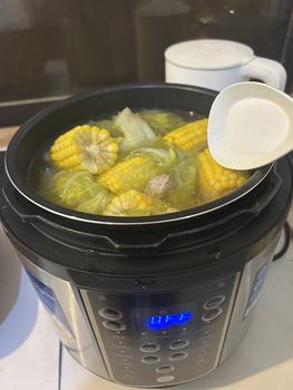 Product Review of Midea 12-in-1 InnerChef 5.7L Multi-Cooker with Pressure Cooker Function from b**m 0