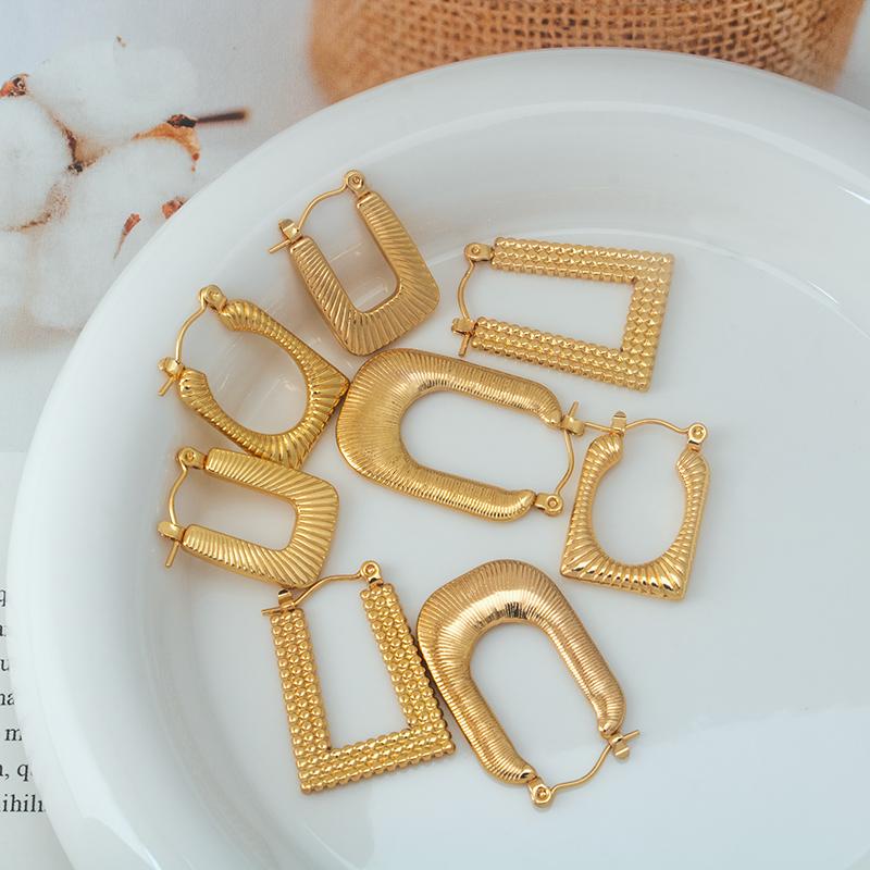 Product Introduction of Stainless steel new fashion temperament all match personality simple few who type women's gold earrings 3