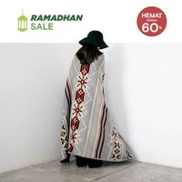 Gambar Pattent Goods Moona Grey Selimut Multiguna Kain dari Pattent Goods Kota Bandung 1 Tokopedia