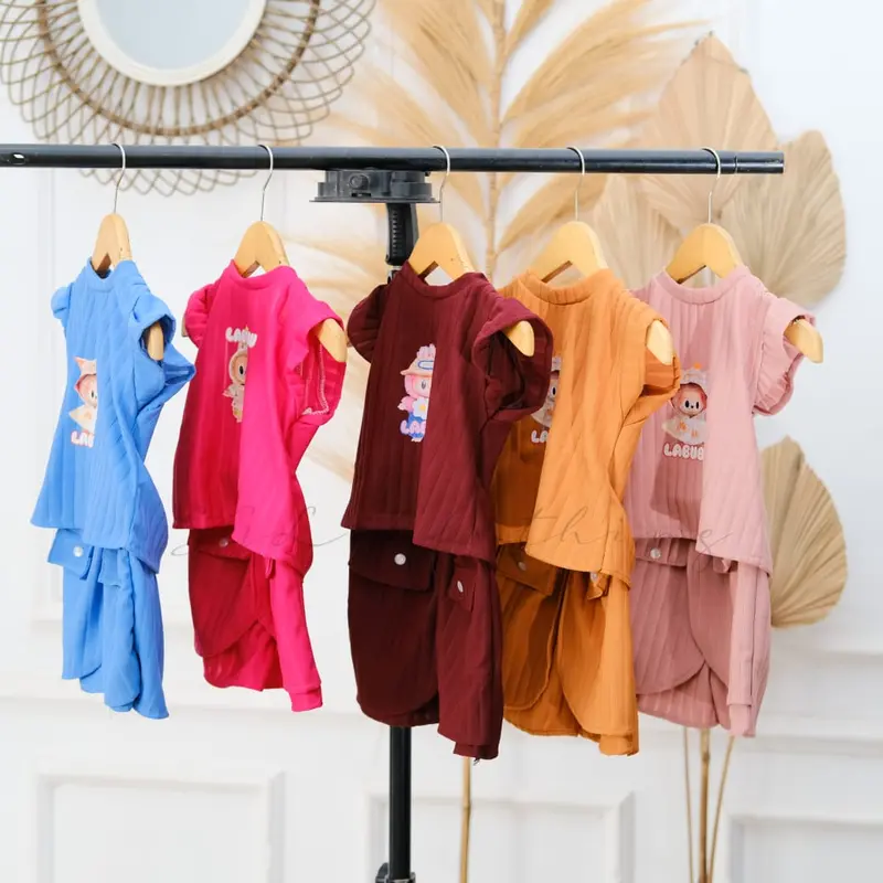 SETELAN ANAK KNIT HORNET VARIASI KANCING MOTIF LABUBU xxxl 3-4 tahun 4