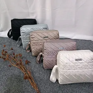 Taqiyya Gallery Hafiya Luxesilk Series Mukena Premium dengan Desain Elegan dan Kualitas Terbaik