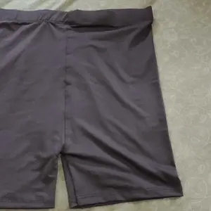 Legging Hotpants Wanita / Shortpants Polos Dewasa / Legging Sepaha / Leging Dalaman Perempuan