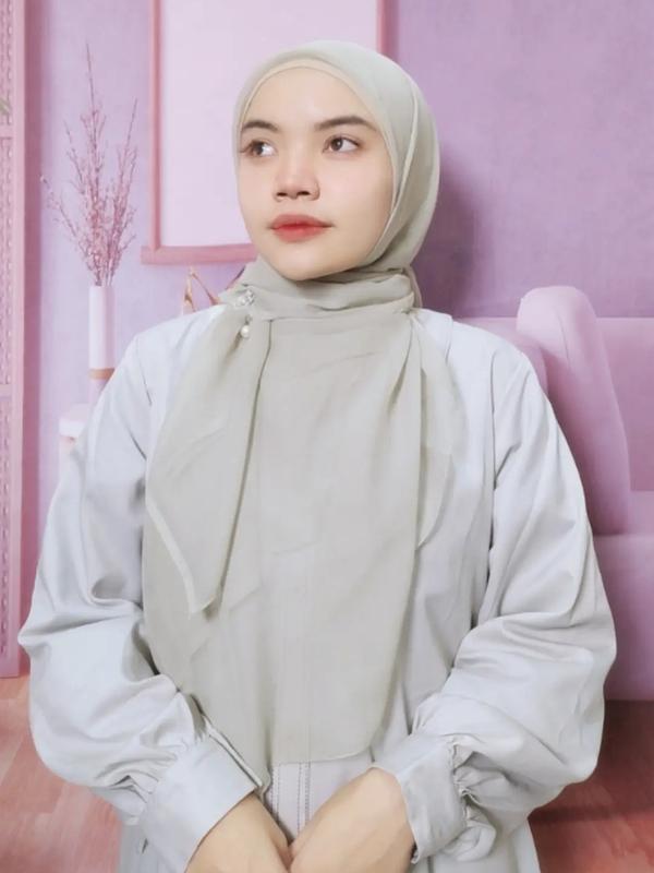 Voal Lux / Arabian Syar`i / Fashion Hijab Muslimah / Hijab Wanita Terbaru / OOTD Muslim / Kekinian 1
