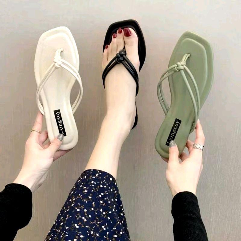 Sandal Teplek Jepit Kupat Wanita Sendal platform Selop Plat Trendy 1