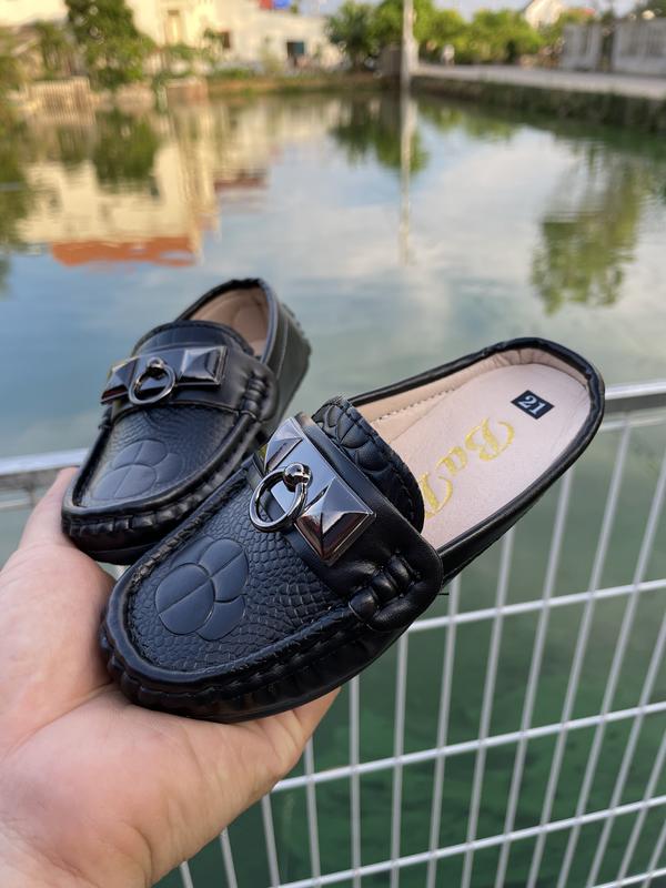  BM52 Sục Lười Bé Trai Bé Gái Đính Khuy Tròn Da Mềm Đế Mềm hottrend 2026 sục lười Vương miện 