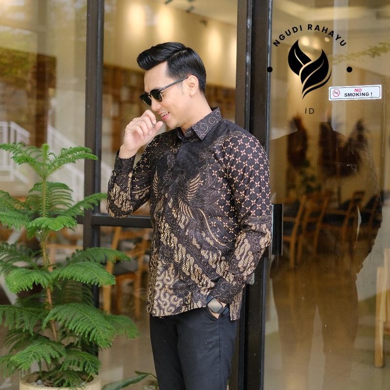 Product Introduction of Batik Pria Premium batik pria modern 2025 Nyaman Baju Fit Katun Panjang Hitam Motif Dewasa Kerja Cowok Hem Slim Keren 4