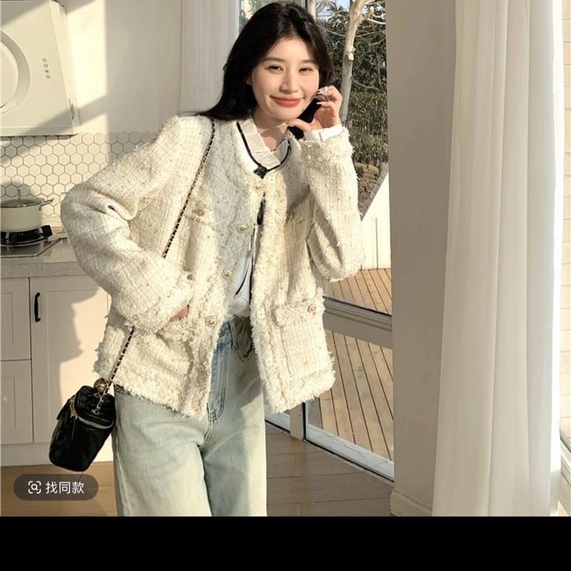 Áo Dạ Cao Cấp full bọc móc màu Be phối kim sa hàng Hàng Châu xinh xỉu phong cách đơn giản sang trọng top men