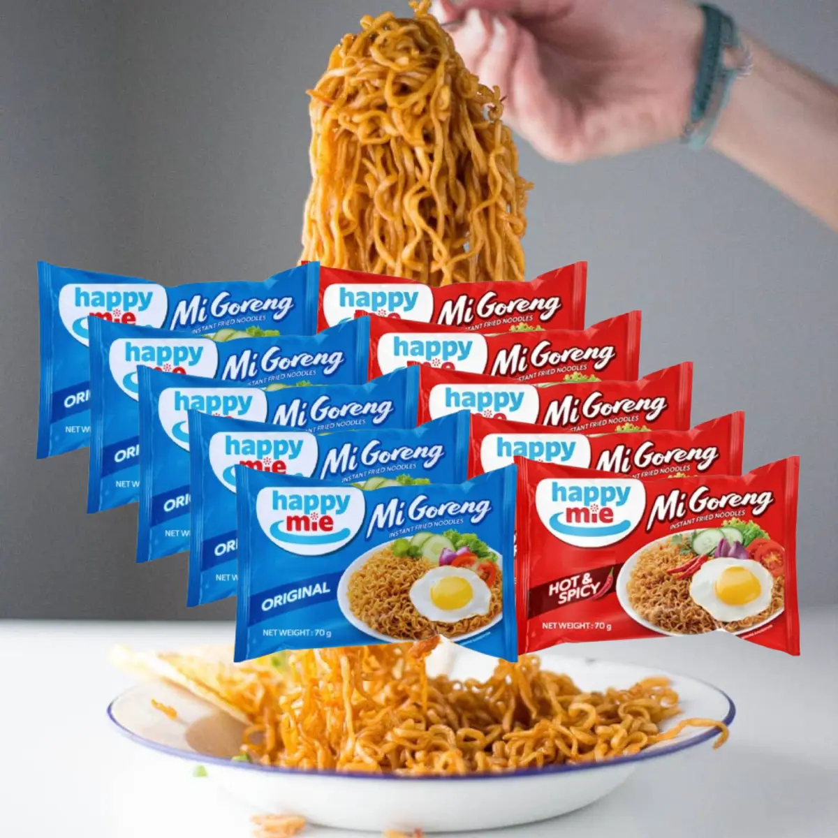 Happy Mie Mi Goreng (5 x 70g) – Instant Indonesian Fried Noodles, Savory & Spicy Easy Meal Solution for Busy Days & Late-Night Cravings