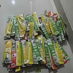 OYISI 10~150pcs Camilan Kucing Premium /Makanan Kucing Basah /  Camilan Kucing Penambah Berat Badan  / Camilan Kucing Basah dengan Tekstur Krim