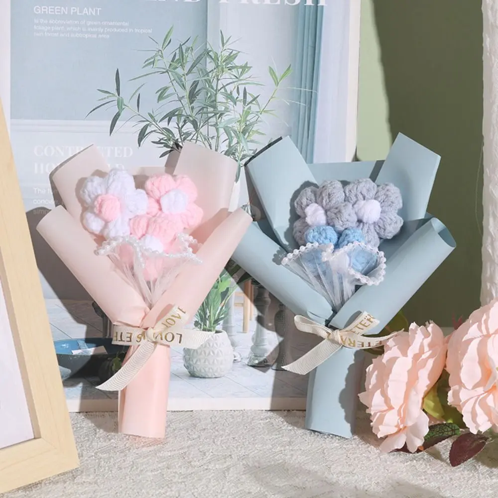 Hand Woven Crochet Flowers Holiday Gift Handmade Fake Flowers Artificial Flower Potted Plant Funny Sweet Woven Simulated Flower for Valentine's Day
