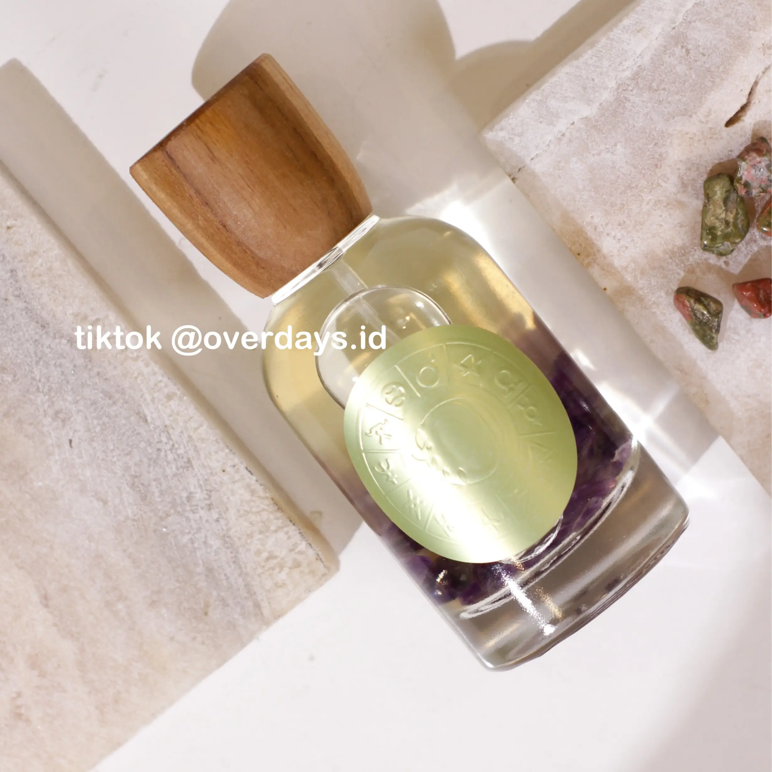 Overdays Parfum Aura Wanita Batu Permata
