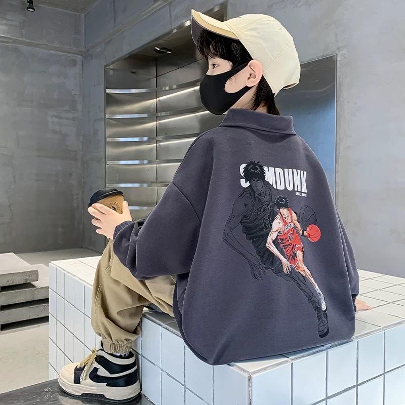 [20-55KG] ÁO POLO THU ĐÔNG BÉ TRAI DÀI TAY IN HOẠ TIẾT CẦU THỦ SIAMDUNK 2 MÀU ĐỎ VÀ XÁM LÔNG CHUỘT SIZE ĐẠI FORM RỘNG