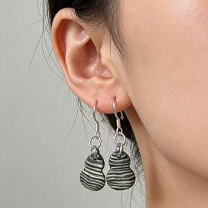 FSJDWHDKY Women's Handmade Gourd Earrings Soft Ceramic Material Stripe Texture Festive Retro Style Comfortable Daily Wear Gift Red & White Stripes nontarnish jewelry accessories tiktok jco jewellery easy solis ear stack alien
