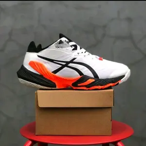 sepatu volly wanita terbaru terlaris kekinian outdoor indoor cocok untuk volly badminton jogging  sneakers Shoes