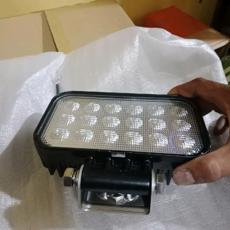 lampu sorot/tembak mobil atau motor lamputembak kalimantan 5