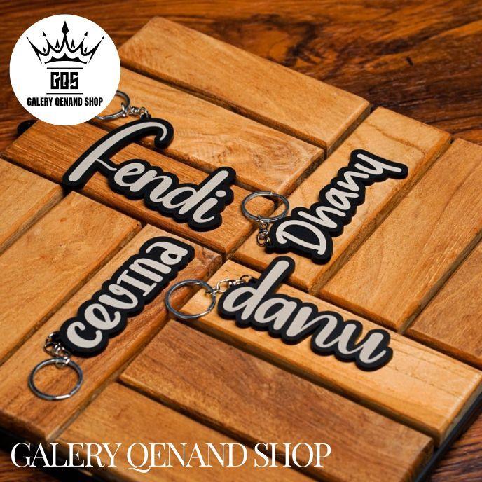 Gantungan Kunci Custom Nama Akrilik Warna Hitam Souvenir / Ganci 014 1