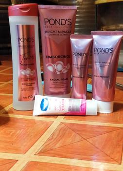 Product Review of [HARGA SPECIAL] Pond's Bright Beauty Serum Day Cream All Skin Type 40g from E**y 2