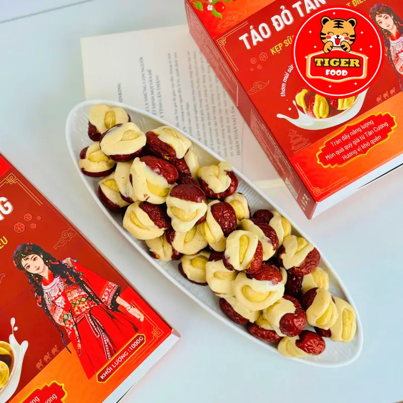 [ 1KG TÁO MIX 3 VỊ ] Táo Đỏ Kẹp Sữa Nhân Hạt Điều TIGER FOOD Táo đỏ Tân Cương kẹp sữa nhân hạt điều Mix 3 vị Matcha - Phô Mai và Truyền Thống - Đồ ăn vặt - bánh kẹo tết 2025 snack thức ăn Nuts 7