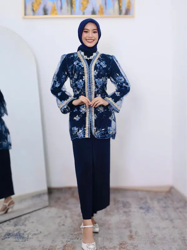 Elnisha Boutique - Outer Dahlia (Outer Modern Wanita Kekinian Kebaya Modern Tunangan Kebaya Lamaran) 7